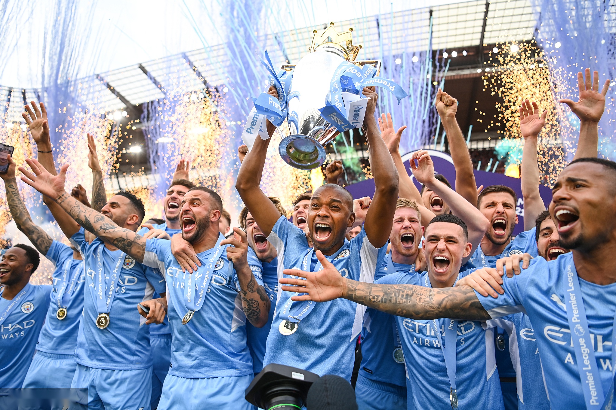 不属于我们 不属于我们